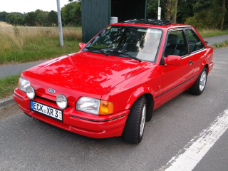 Ford-Escort-MK4-XR3i